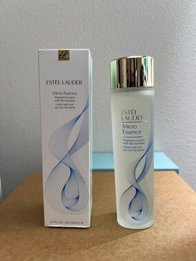 Estee Lauder Micro Essence Toner - 200ml